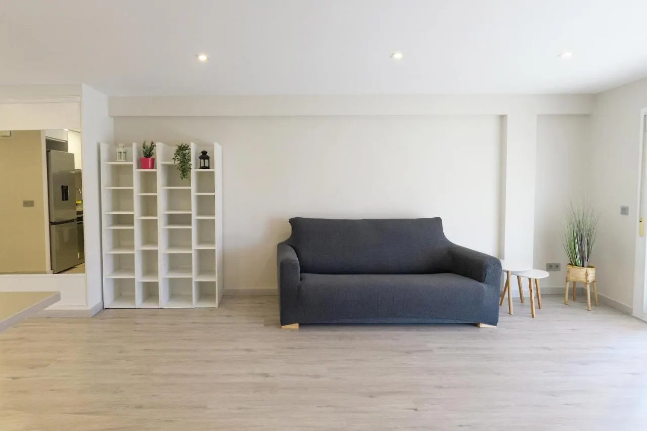 Rentalmar Habana con parking Salou España